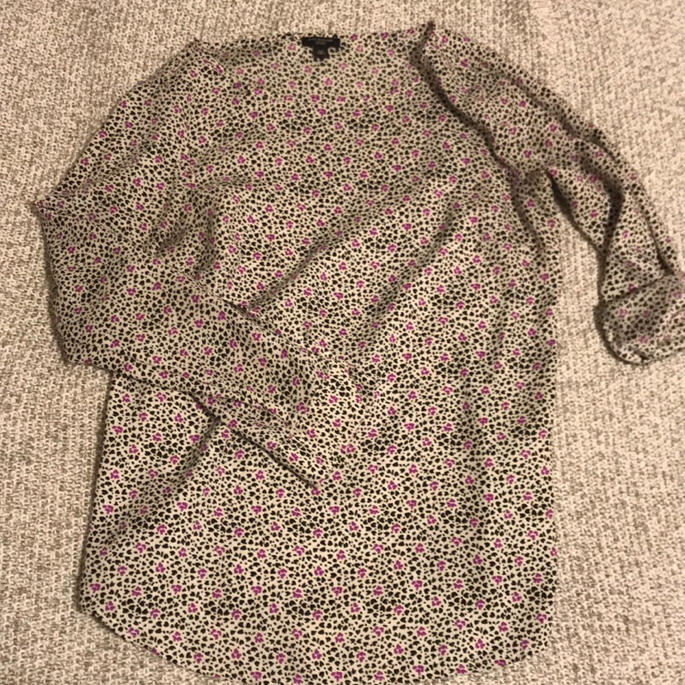 100% polyester Ann Taylor blouse